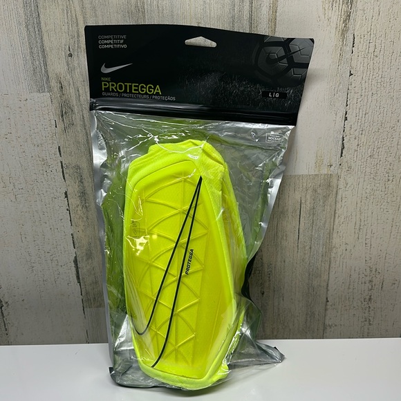 Nike Other - Nike Protegga Adult Unisex Soccer Shin Guards